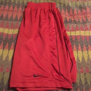 NIKE ATHLETIC SHORTS